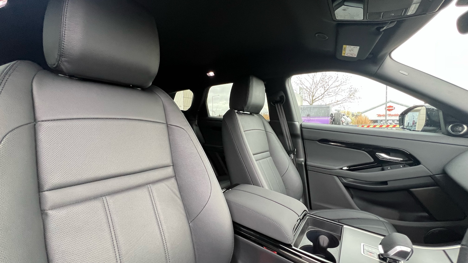 Used Land Rover Range Rover Evoque 2025 for sale - 76736410: Photo 38