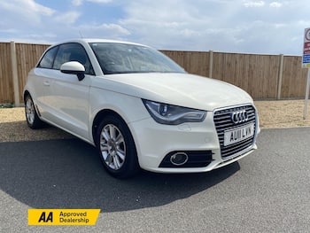 Used Audi A1 2011 for sale - 79462898: Photo