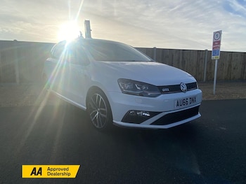 Used Volkswagen Polo 2016 for sale - 79222539: Photo