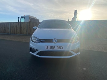 Used Volkswagen Polo 2016 for sale - 79222539: Photo