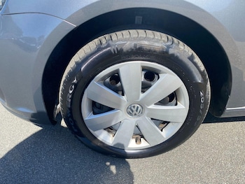 Used Volkswagen Touran 2014 for sale - 79222567: Photo