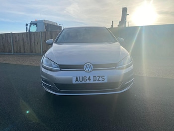 Used Volkswagen Golf 2015 for sale - 79222536: Photo