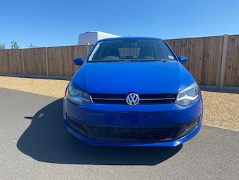 Used Volkswagen Polo 2014 for sale - 79222582: Photo