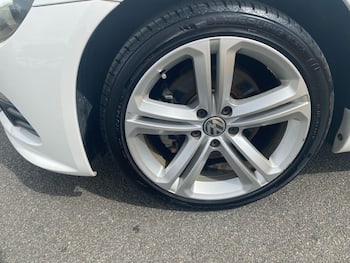 Used Volkswagen Scirocco 2013 for sale - 79583500: Photo