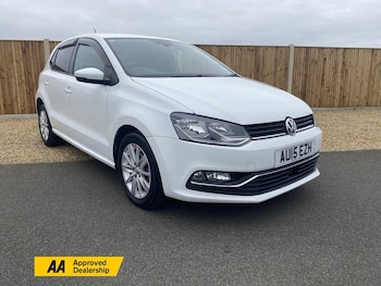 Used Volkswagen Polo 2015 for sale - 79222525: Photo