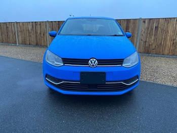 Used Volkswagen Polo 2015 for sale - 79222526: Photo