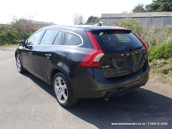 Used Volvo V60 2013 for sale - 79222527: Photo