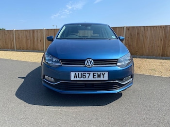 Used Volkswagen Polo 2017 for sale - 79246003: Photo