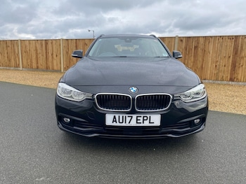 Used BMW 3 Series 2017 for sale - 79222555: Photo
