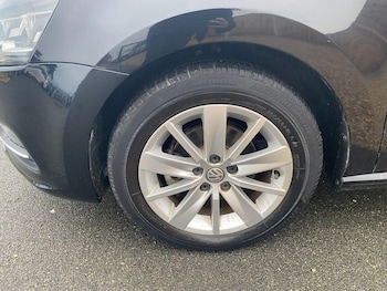 Used Volkswagen Polo 2015 for sale - 79222549: Photo