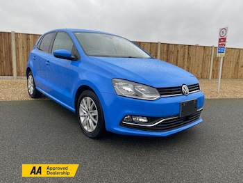 Used Volkswagen Polo 2015 for sale - 79222563: Photo