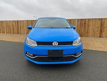 Used Volkswagen Polo 2015 for sale - 79222563: Photo