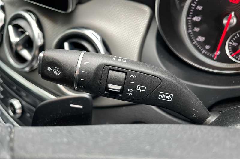 Used Mercedes-Benz GLA 2018 for sale - 78103397: Photo 27