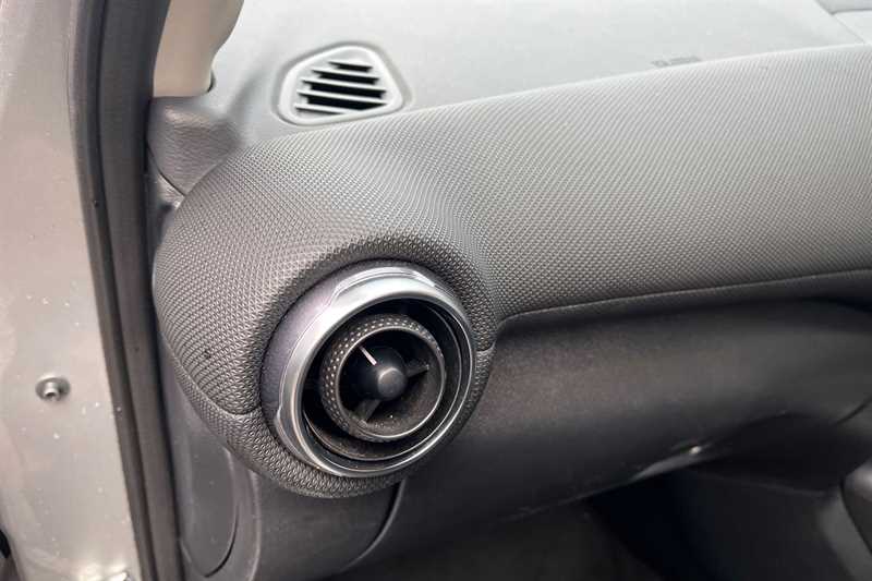 Used Nissan Juke 2021 for sale - 76140564: Photo 37