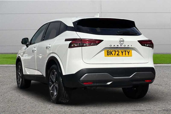Used Nissan Qashqai 2022 for sale - 76044693: Photo 2