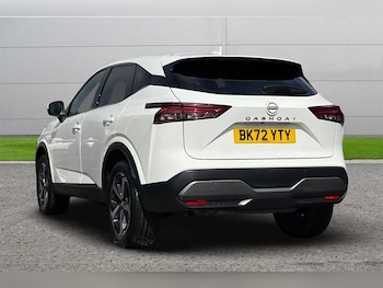 Used Nissan Qashqai 2022 for sale - 76044693: Photo 2