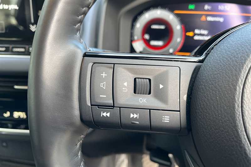 Used Nissan Qashqai for sale - 77660641: Photo 17