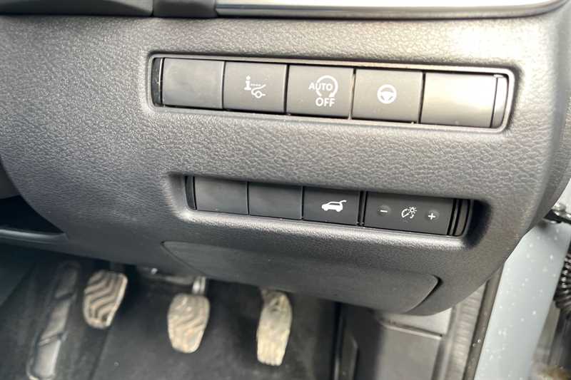 Used Nissan Qashqai for sale - 77660641: Photo 25