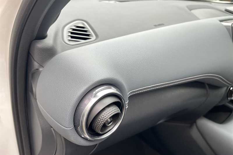 Used Nissan Juke 2022 for sale - 77755845: Photo 38