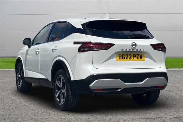 Used Nissan Qashqai 2022 for sale - 75116565: Photo 2
