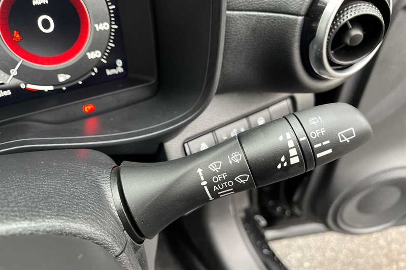 Used Nissan Juke for sale - 77855894: Photo 27