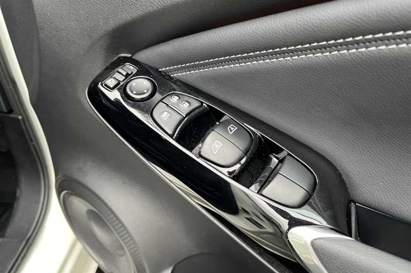 Used Nissan Juke 2024 for sale - 76826947: Photo 18