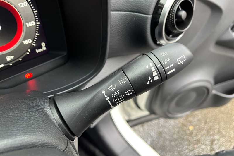 Used Nissan Juke 2024 for sale - 76826947: Photo 26