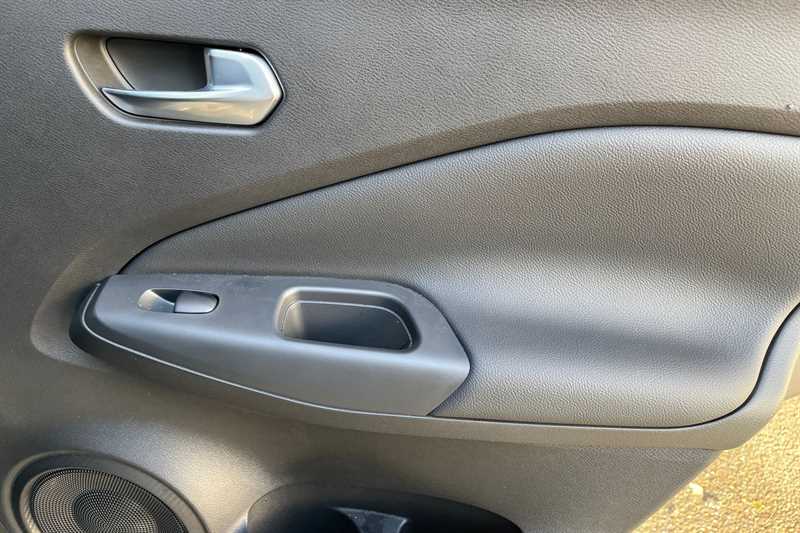 Used Nissan Juke 2025 for sale - 76915262: Photo 35