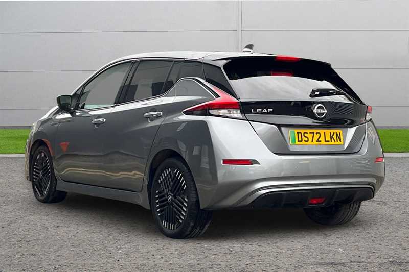 Used Nissan Leaf 2022 for sale - 78187151: Photo 2