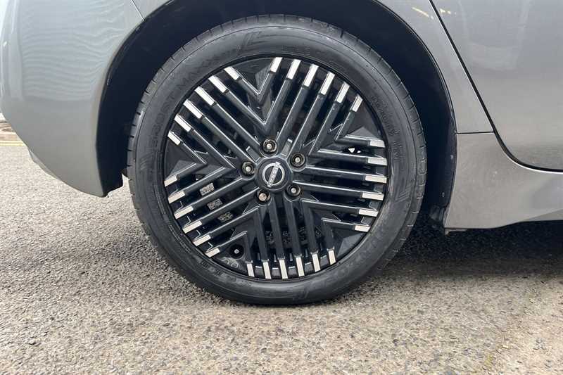 Used Nissan Leaf 2022 for sale - 78187151: Photo 6