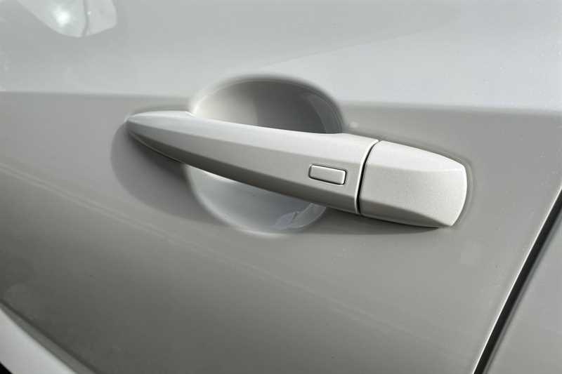 Used Nissan Juke 2022 for sale - 78009615: Photo 50