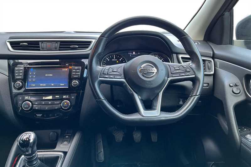 Used Nissan Qashqai 2018 for sale - 76826936: Photo 15