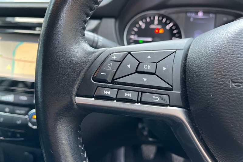 Used Nissan Qashqai 2018 for sale - 76826936: Photo 16