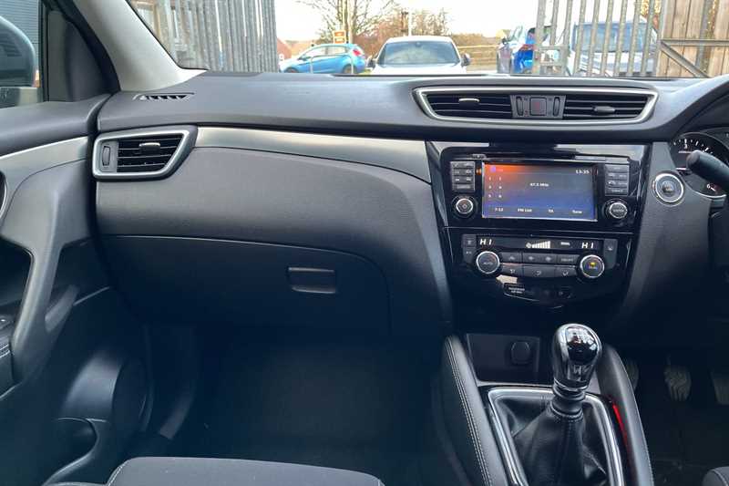 Used Nissan Qashqai 2018 for sale - 76826936: Photo 17