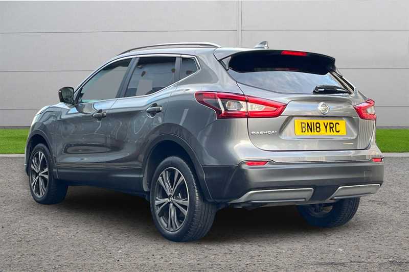 Used Nissan Qashqai 2018 for sale - 76826936: Photo 2