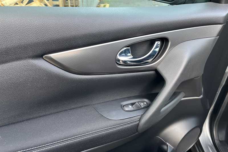 Used Nissan Qashqai 2018 for sale - 76826936: Photo 35