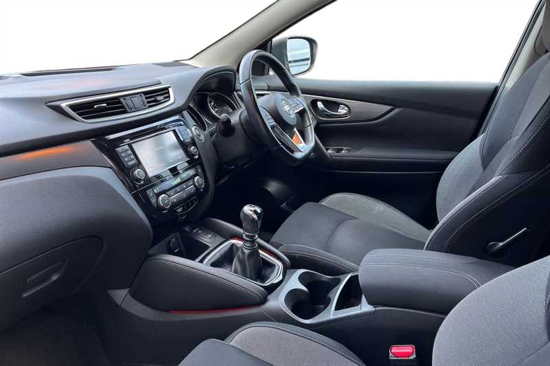 Used Nissan Qashqai 2018 for sale - 76826936: Photo 7