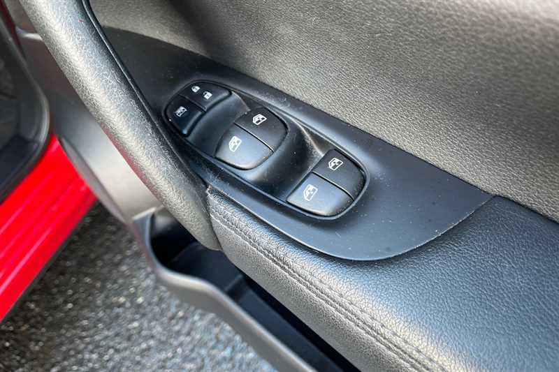 Used Nissan Qashqai 2019 for sale - 76501636: Photo 18