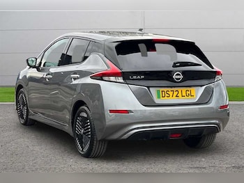 Used Nissan Leaf 2022 for sale - 79051212: Photo