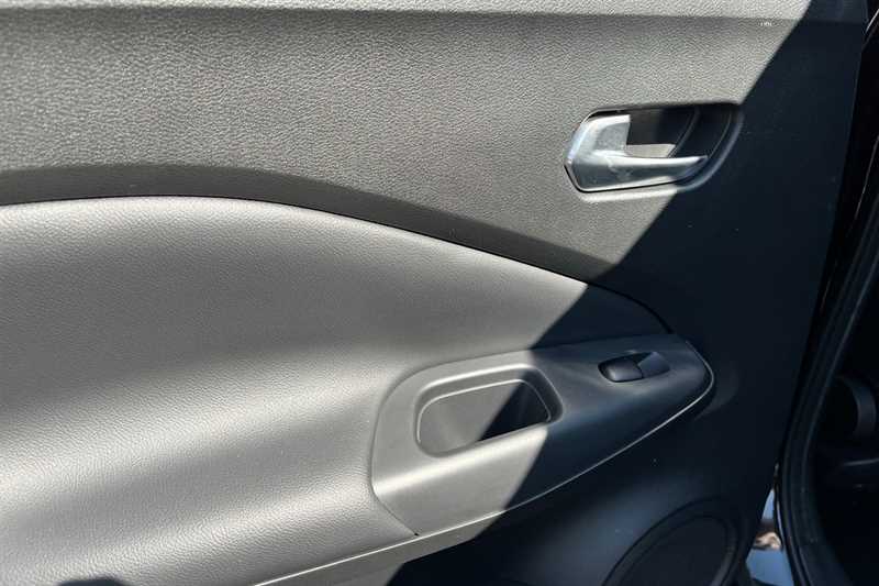 Used Nissan Juke 2022 for sale - 77333419: Photo 46