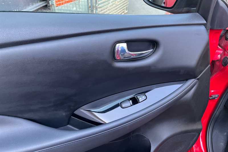 Used Nissan Leaf 2022 for sale - 77960289: Photo 38