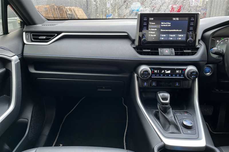 Used Toyota RAV4 2022 for sale - 76745551: Photo 17