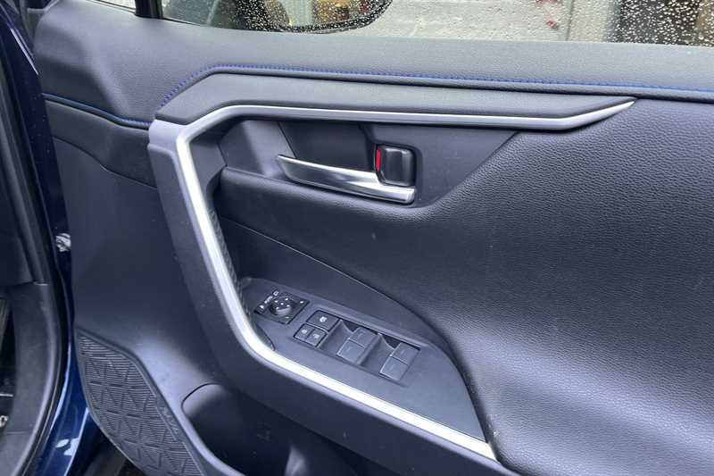 Used Toyota RAV4 2022 for sale - 76745551: Photo 21