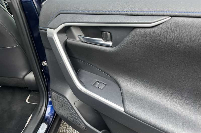 Used Toyota RAV4 2022 for sale - 76745551: Photo 34