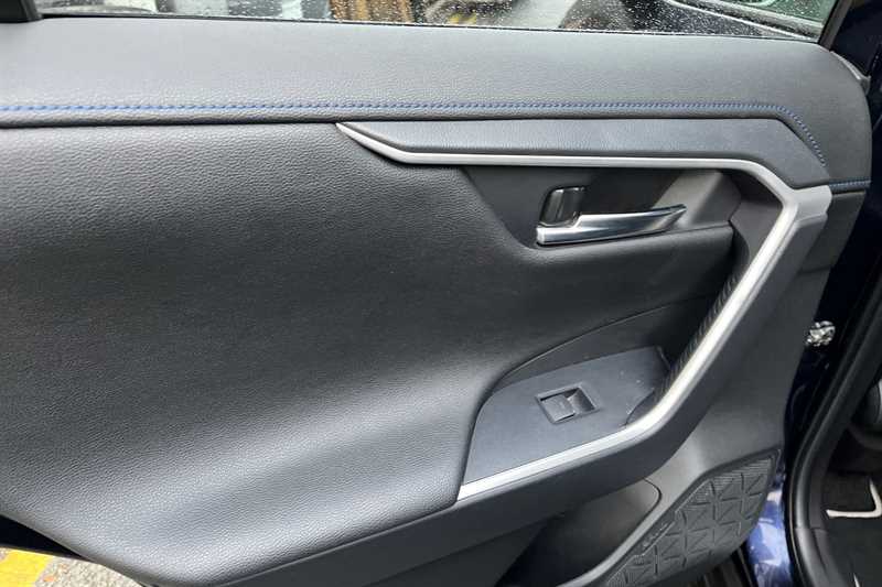 Used Toyota RAV4 2022 for sale - 76745551: Photo 36