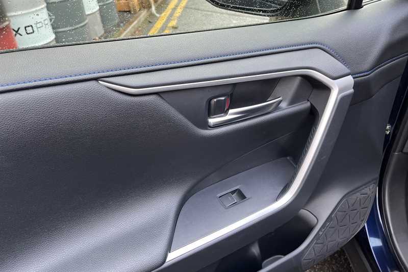 Used Toyota RAV4 2022 for sale - 76745551: Photo 37