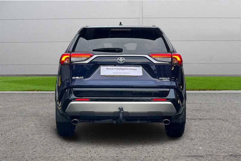 Used Toyota RAV4 2022 for sale - 76745551: Photo 4