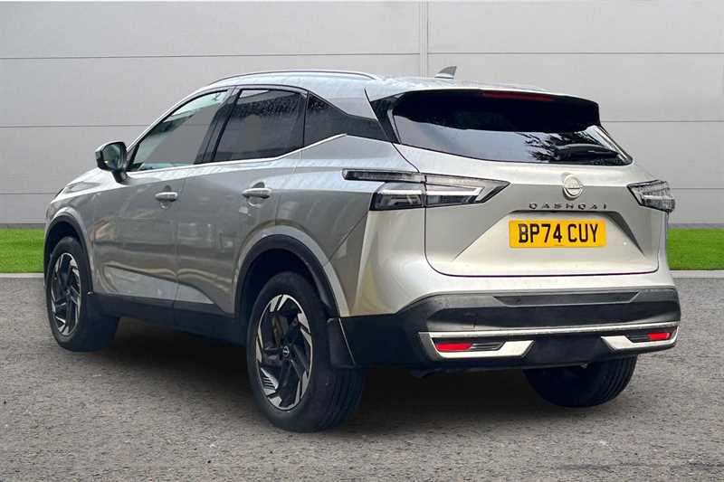 Used Nissan Qashqai 2024 for sale - 77232532: Photo 2