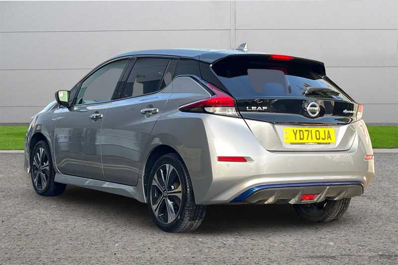 Used Nissan Leaf 2022 for sale - 77698474: Photo 2