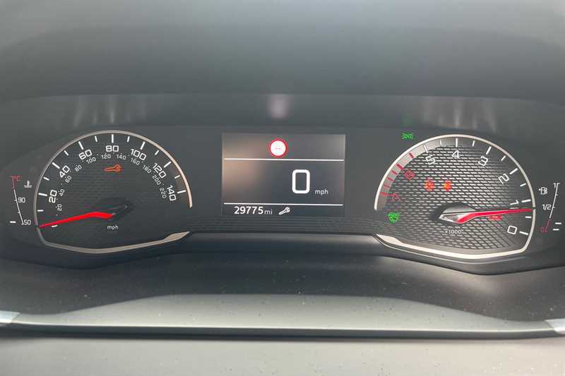 Used Peugeot 208 2021 for sale - 78187140: Photo 14